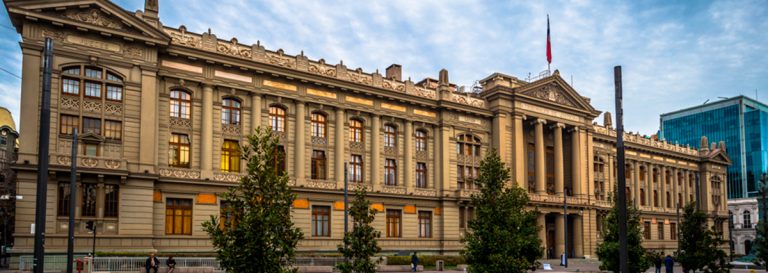 Corte Suprema confirma rechazo de protección por caducidad de RCA de proyecto solar