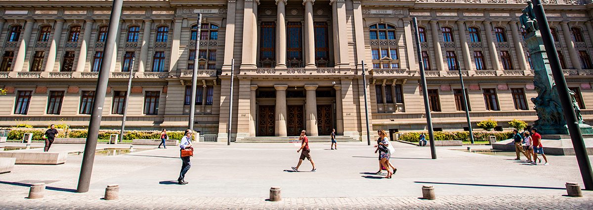 Acción-de-nulidad-por-la-ilegalidad-del-acto-municipal,-debe-ejercerse-conforme-a-lo-estipulado-en-la-Ley-N°-18.695