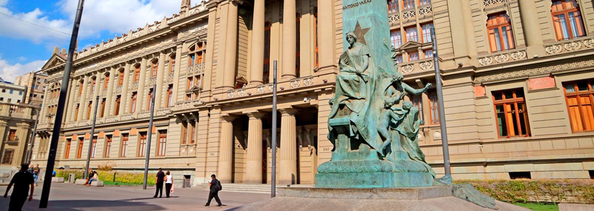 La-acción-de-protección-no-es-la-vía-para-impugnar-las-materias-que-son-decisión-del-Congreso-Nacional