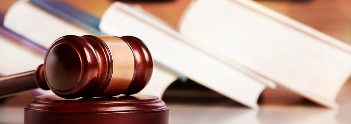 No-existe-falta-de-servicio-cuando-decisión-adoptada-se-realiza-en-base-a-una-interpretación-avalada-por-la-Contraloría-General-de-la-República