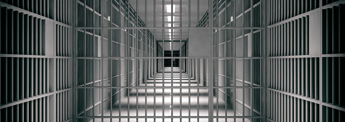 Pena-impuesta-al-delito-de-robo-con-violencia-o-intimidación-en-las-personas,-aumentaría-hasta-en-20-años