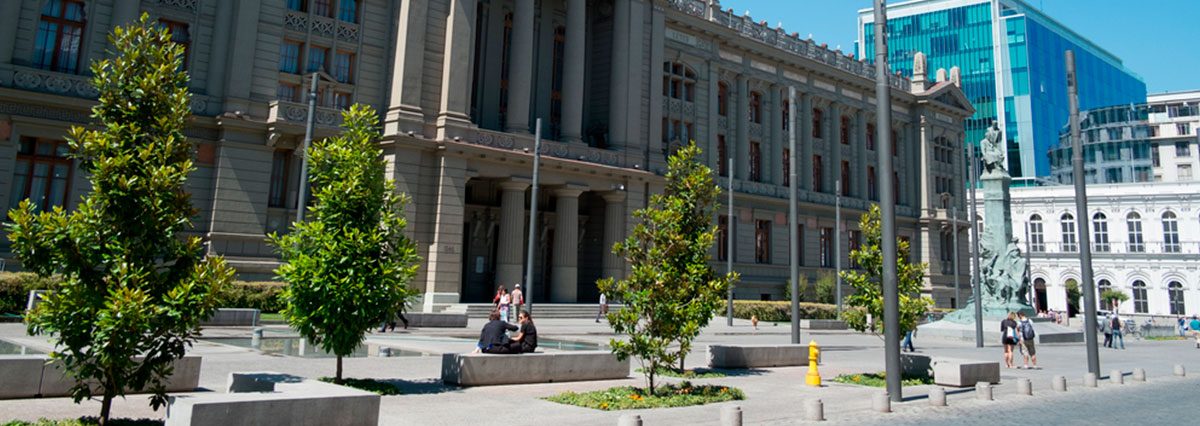 Si-existe-una-reclamación-ante-el-Tribunal-de-Contratación-Pública,-el-ente-administrativo-no-puede-resolver-la-invalidación-de-adjudicación-de-licitación-pública