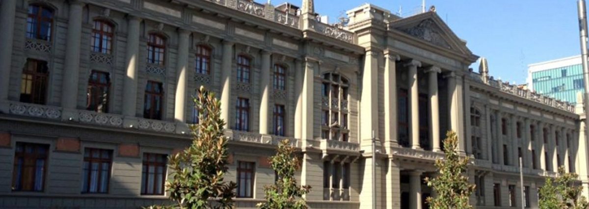 Superintendencia-de-Educacion-debe-conocer-antecedentes-de-la-medida-disciplinaria